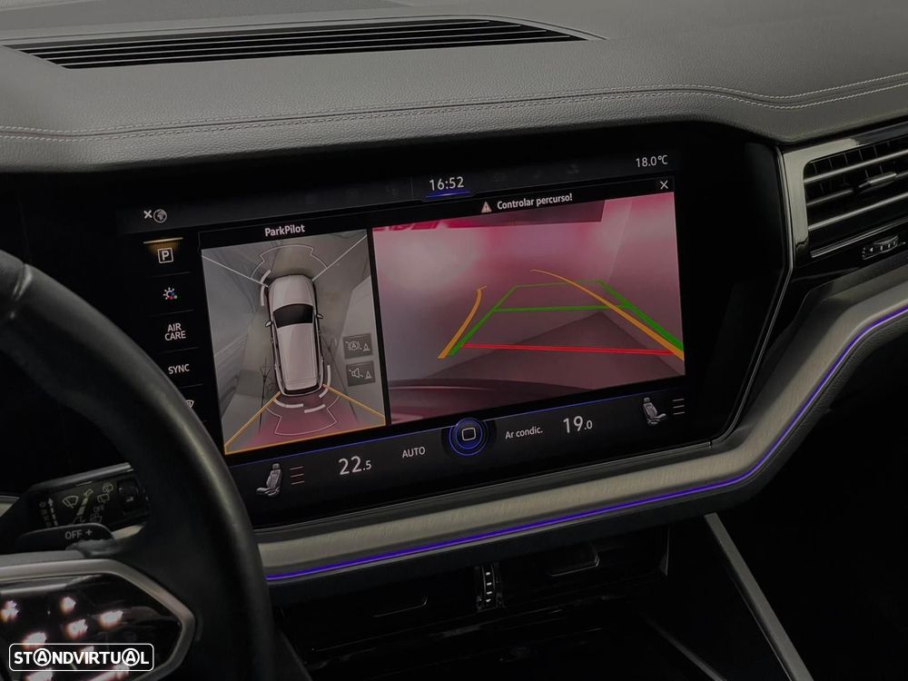 VW Touareg 3.0 TSI e-Hybrid Plus - 14