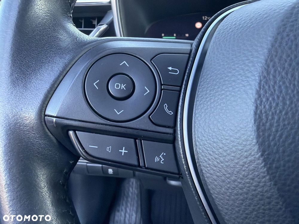 Toyota Corolla - 24