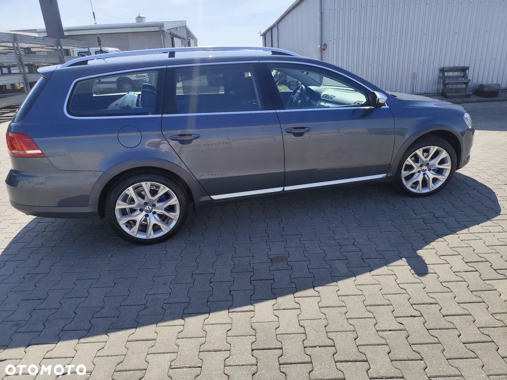 Volkswagen Passat 2.0 TDI 4Mot Highline DSG - 5
