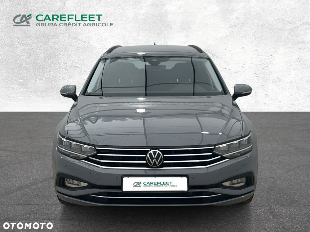 Volkswagen Passat - 2