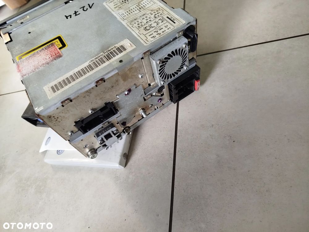 VW Passat B5 FL radio nawigacja 2 DIN z kodem - 5