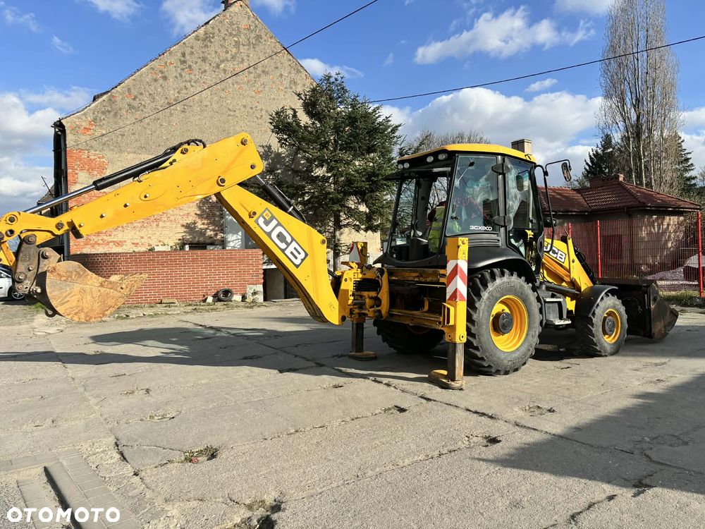 JCB 3CXeco - 4