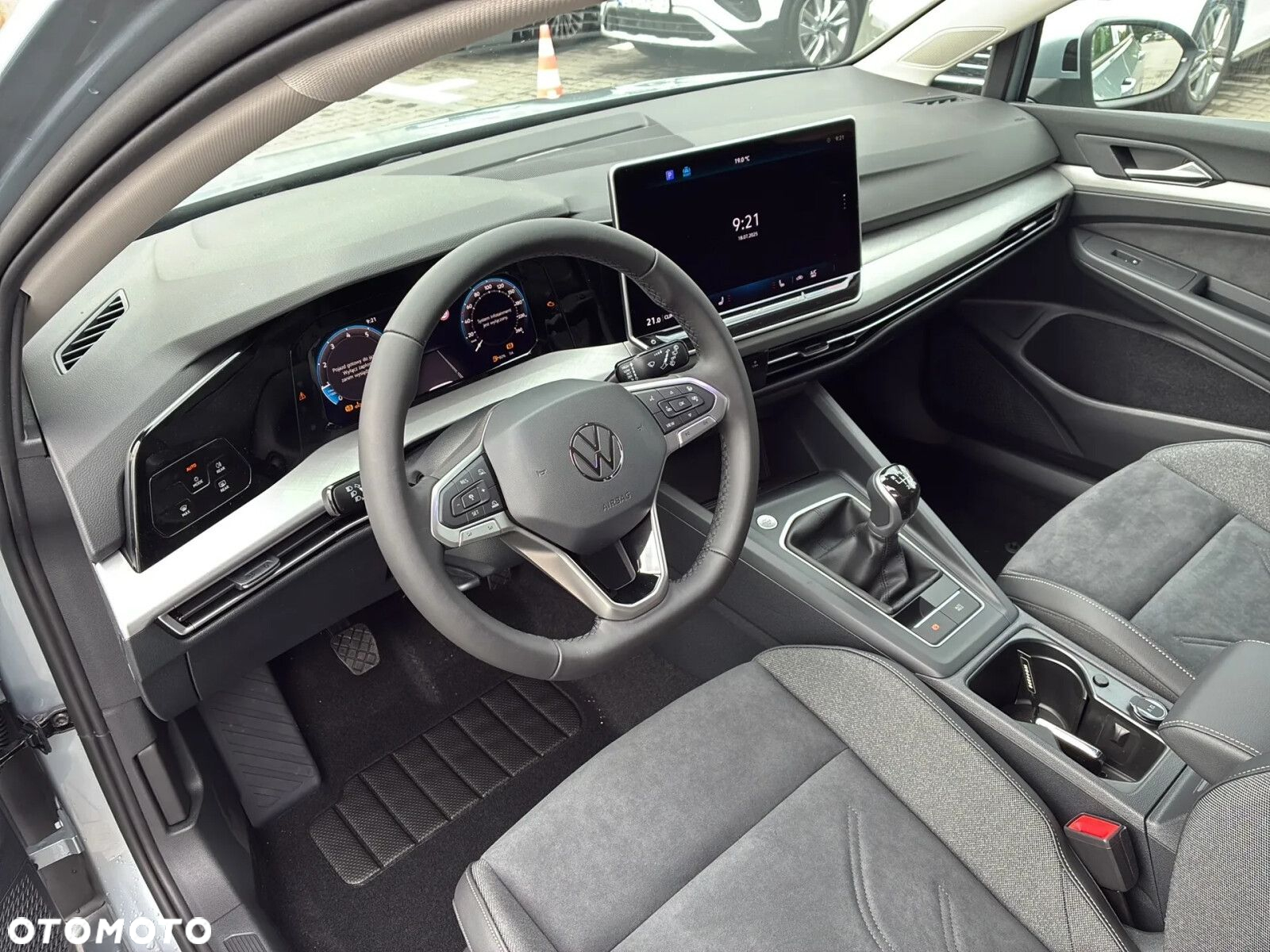 Volkswagen Golf - 5