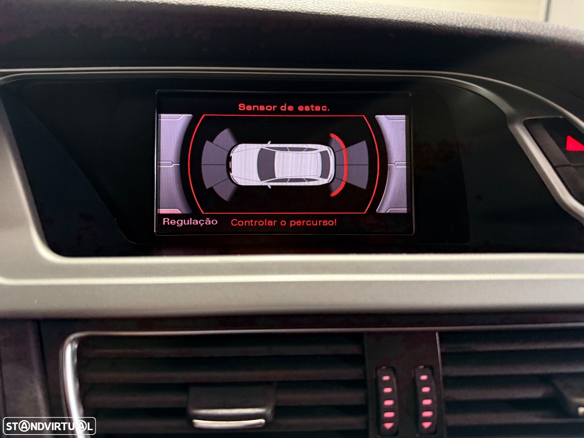 Audi A4 Avant 2.0 TDI Advance - 26