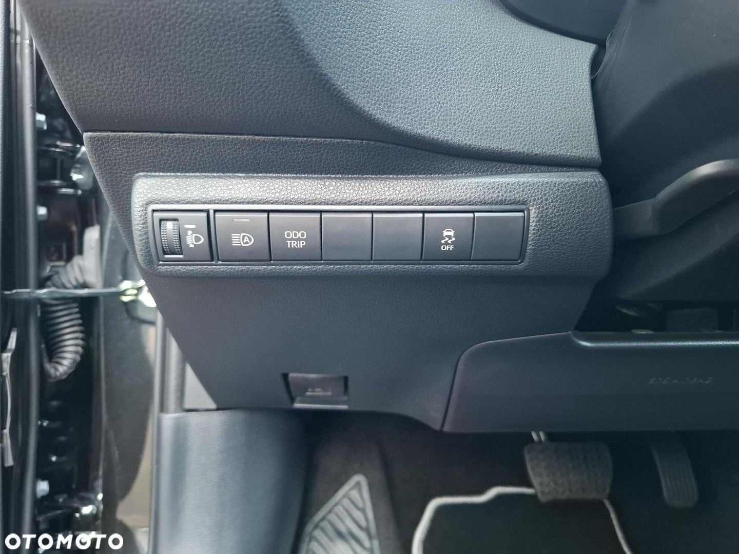 Toyota Corolla - 16