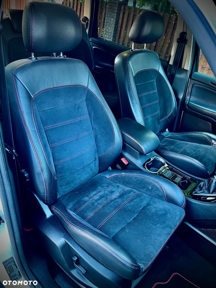 Ford S-Max - 19
