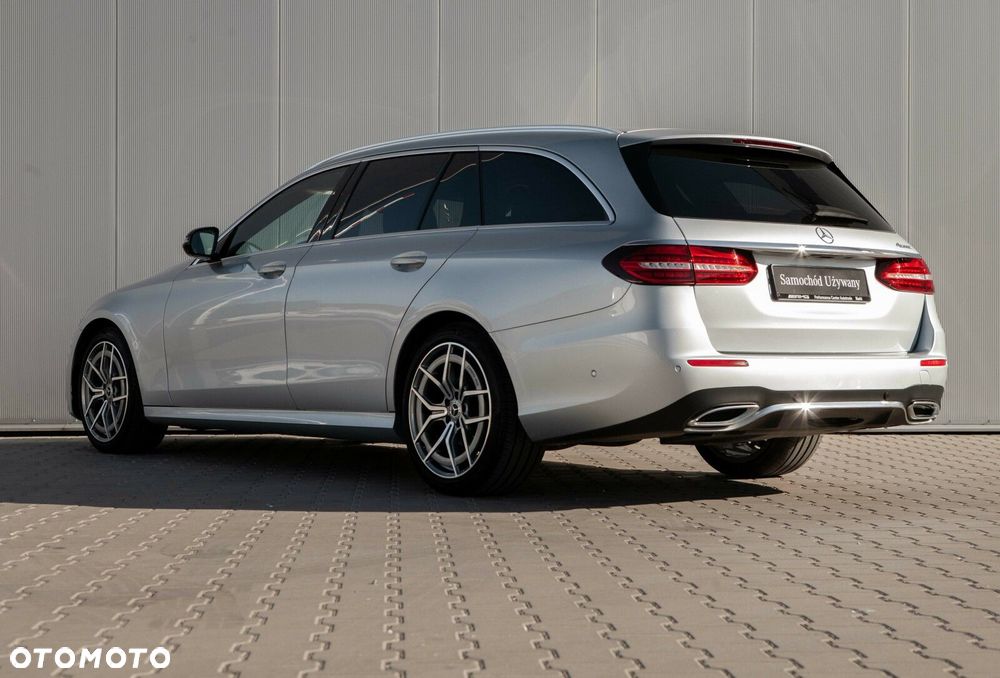 Mercedes-Benz Klasa E - 7