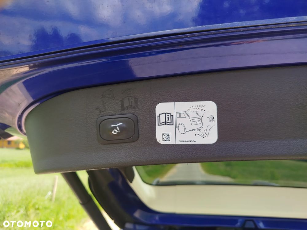 Ford Kuga - 8