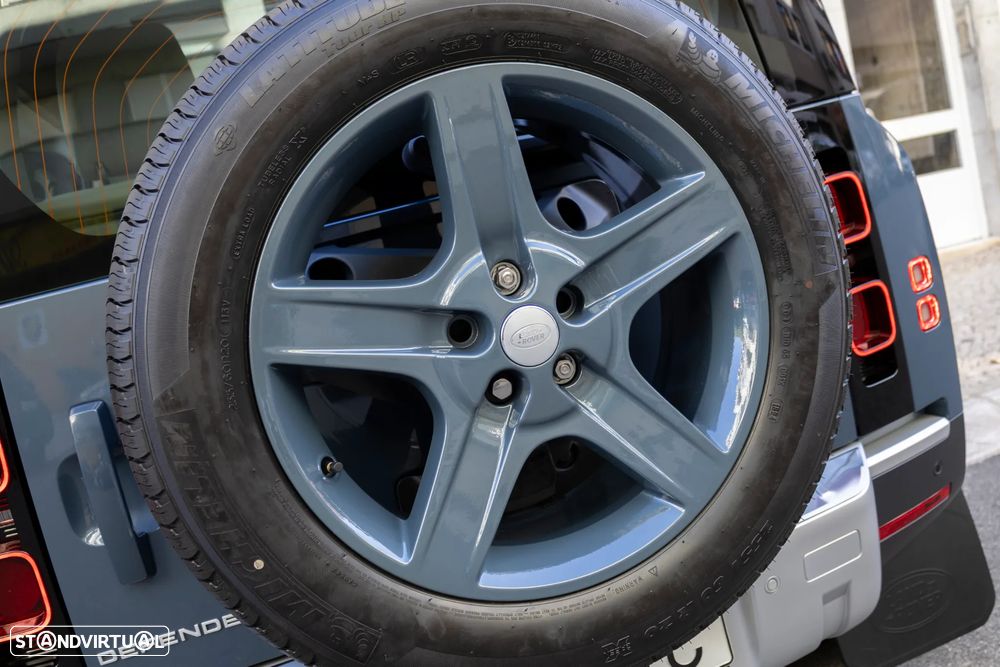 Land Rover Defender 3.0 I6 90 AWD SE - 42