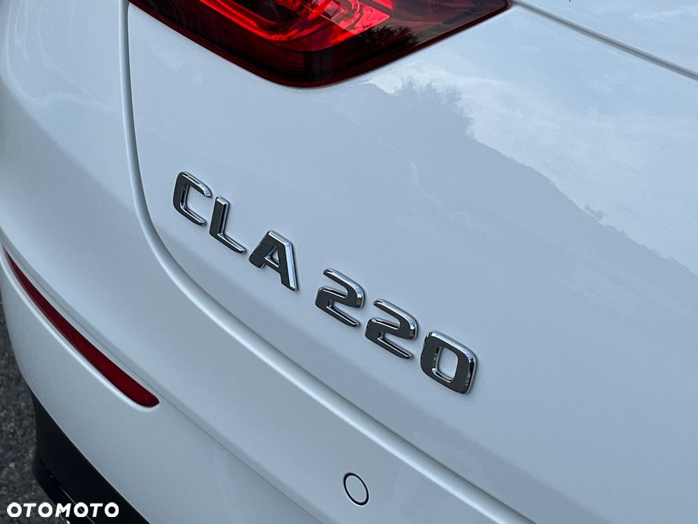 Mercedes-Benz CLA 220 AMG Line 7G-DCT - 38