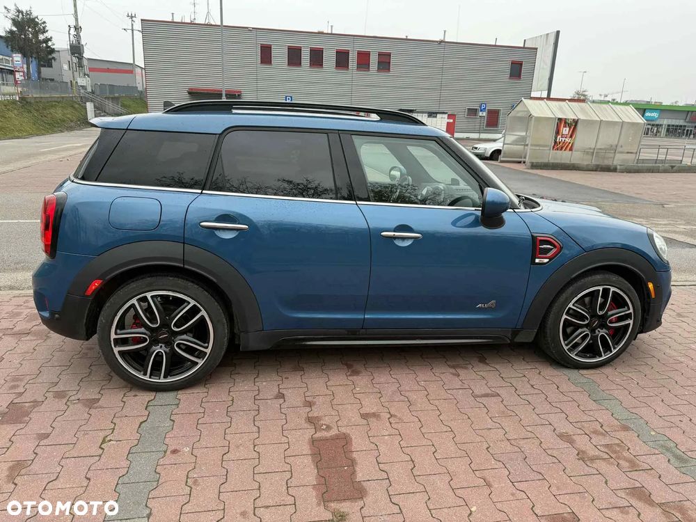 MINI John Cooper Works ALL4 sport - 4