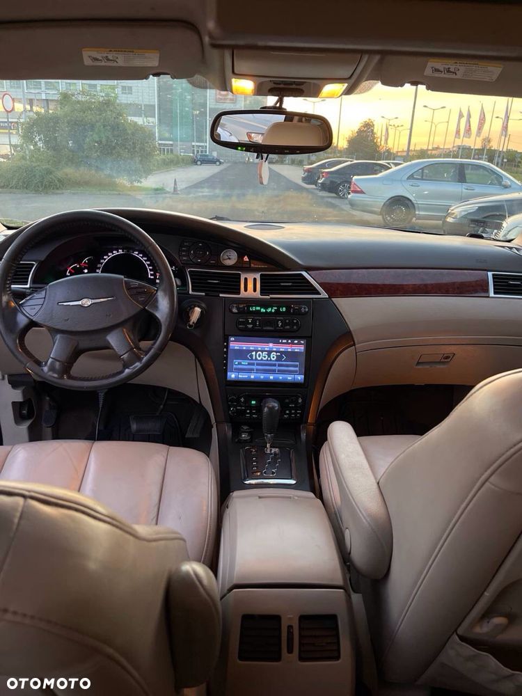 Chrysler Pacifica - 8