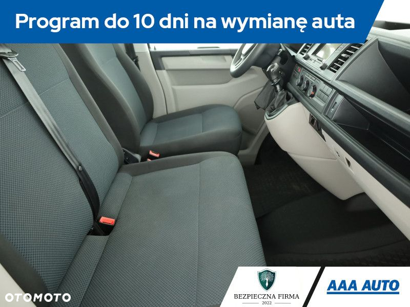 Volkswagen Transporter - 8
