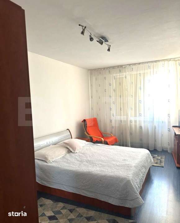 Apartament de vanzare, cu 3 camere, 70 mp, etajul 9 - Astra — fotografia 3