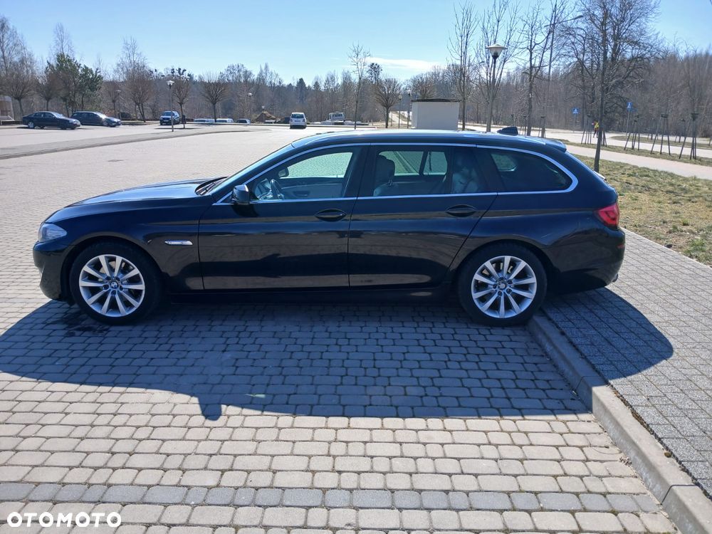 BMW Seria 5 520i - 5