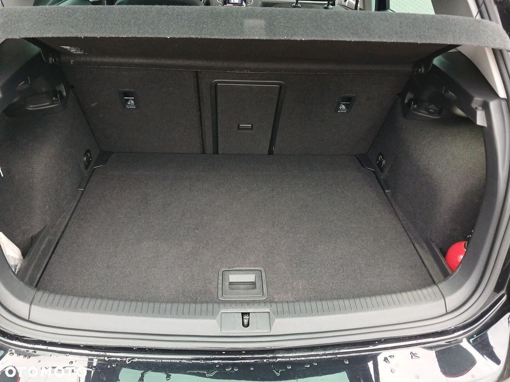 Volkswagen Golf - 19