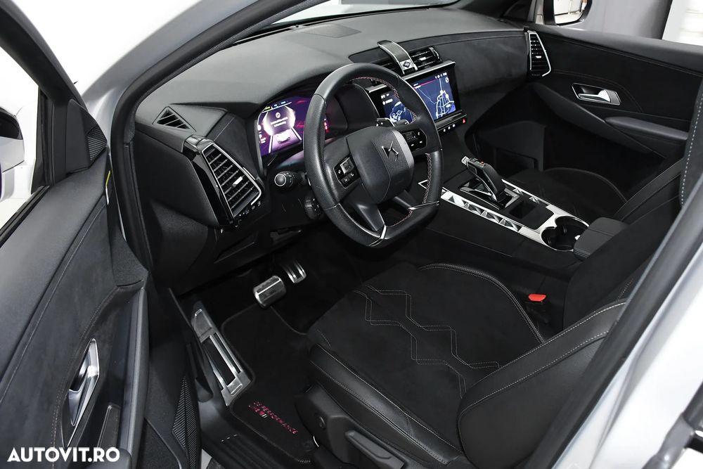 DS Automobiles DS 7 Crossback 225 PERFORMANCE LINE + - 14