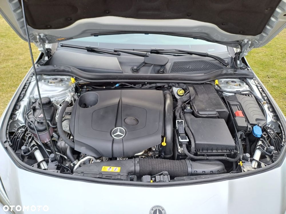 Mercedes-Benz CLA 200 (CDI) d 7G-DCT AMG Line - 11