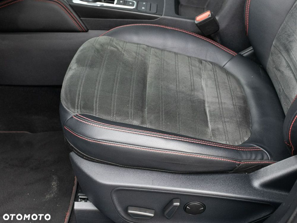 Ford Kuga 2.5 FHEV AWD ST-Line X - 11