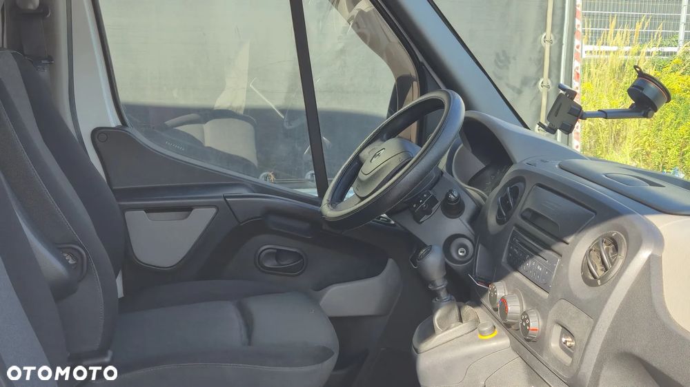 Renault Master - 3