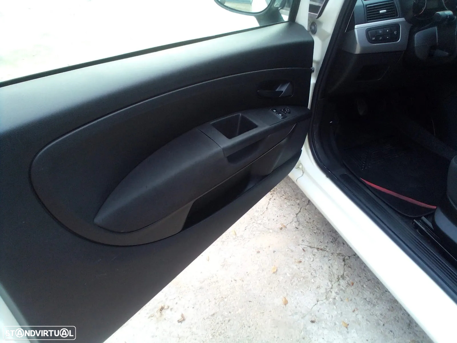 Fiat GRAND PUNTO - 12