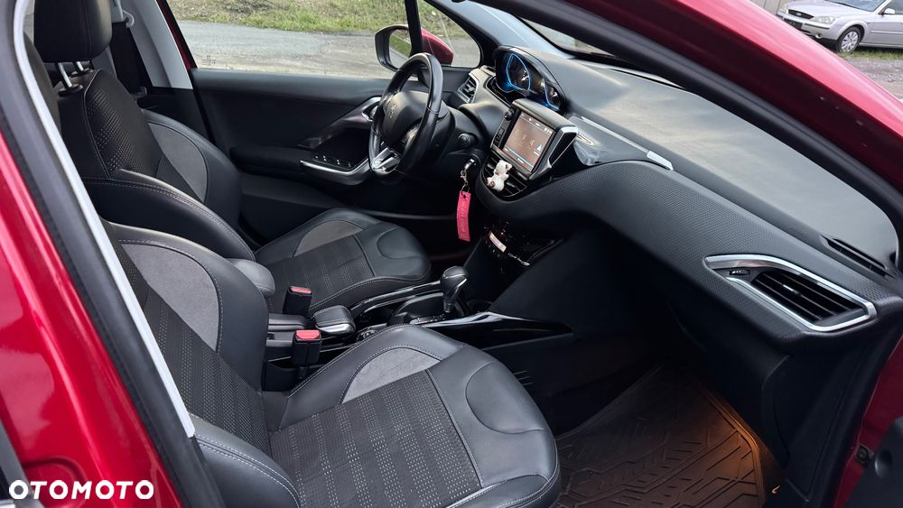 Peugeot 2008 - 11