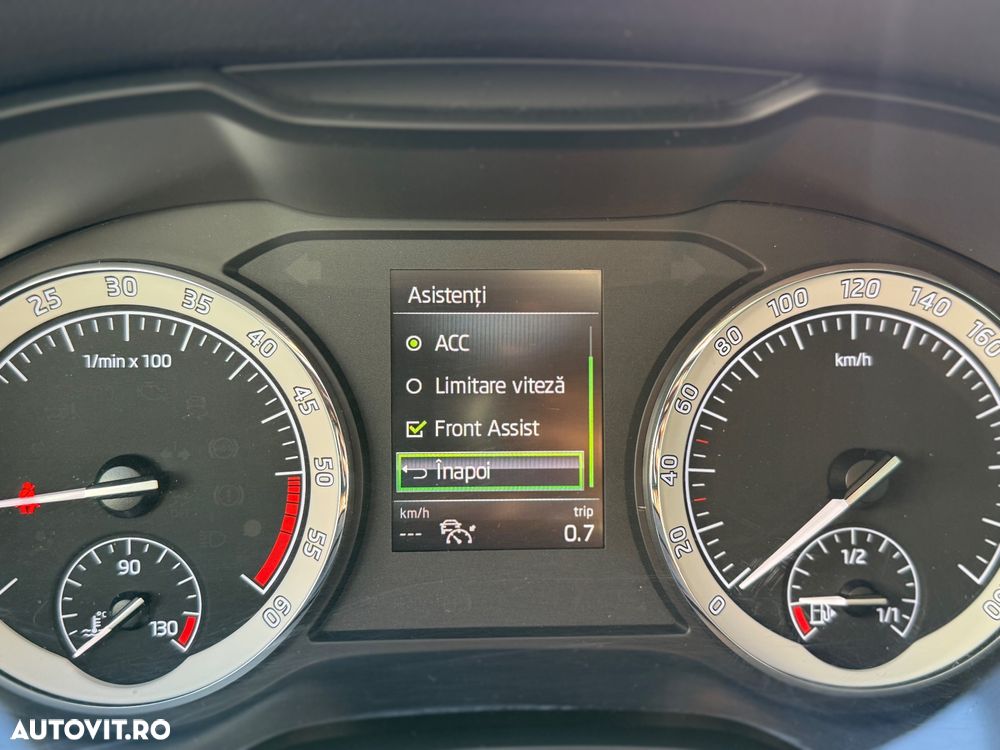 Skoda Karoq 1.6 TDI SCR DSG Ambition - 14