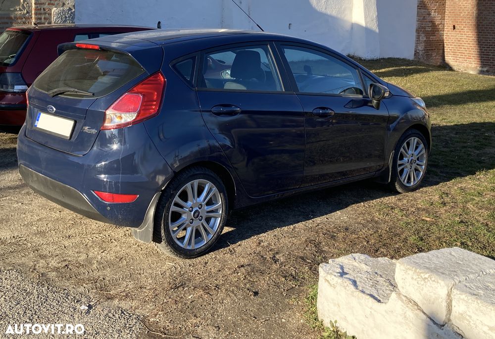Ford Fiesta 1.5 TDCi Trend - 12