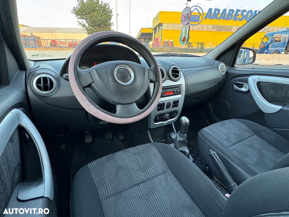 Dacia Logan MCV 1.4 MPI Preference - 24