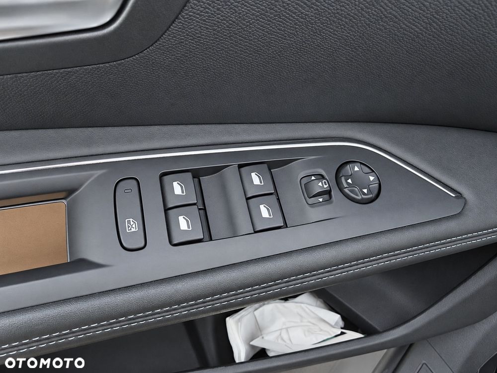 Peugeot 3008 - 22