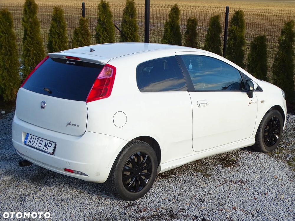 Fiat Grande Punto - 19