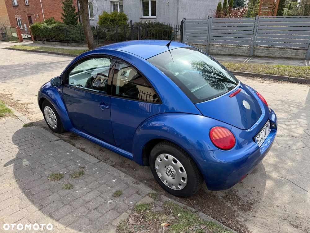 Volkswagen New Beetle - 6