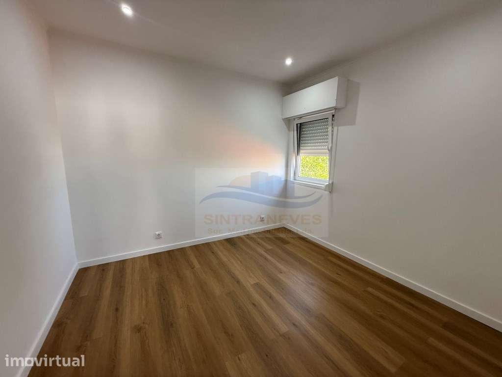 T2 Totalmente Remodelado | Varanda nos Quartos | Cozinha Equipada - Grande imagem: 5/5
