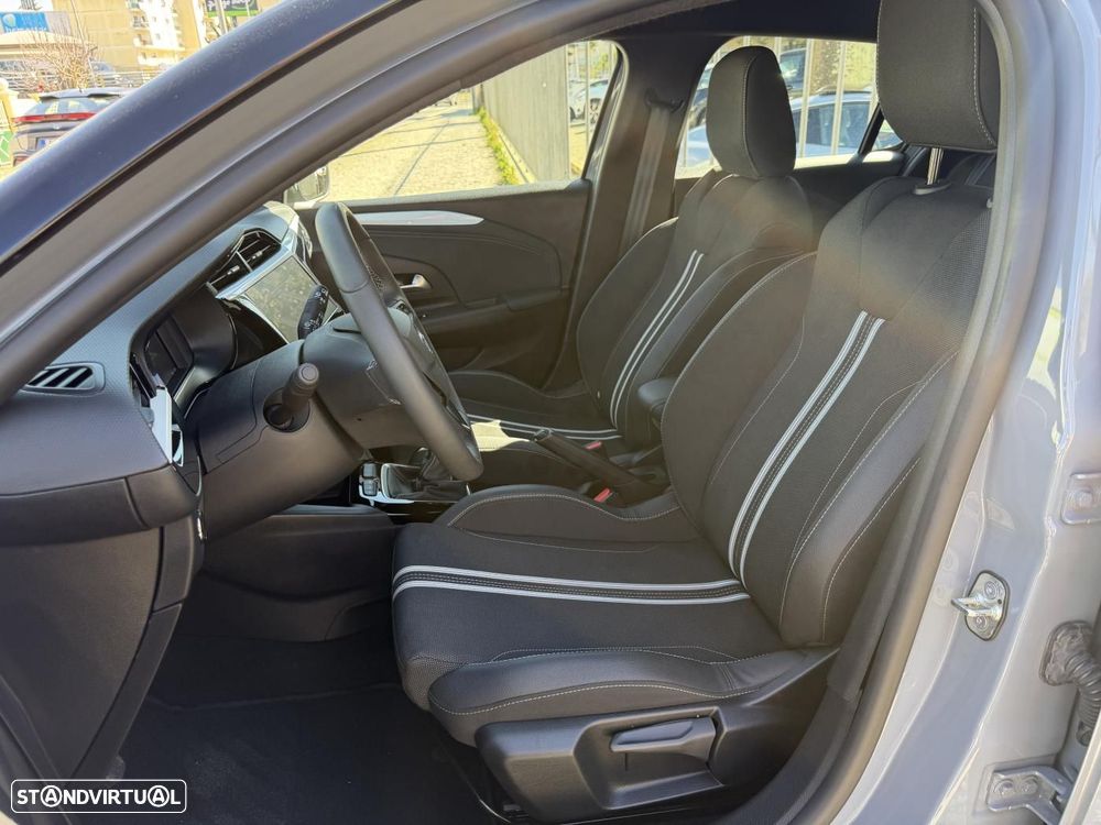 Opel Corsa 1.2 T GS - 4