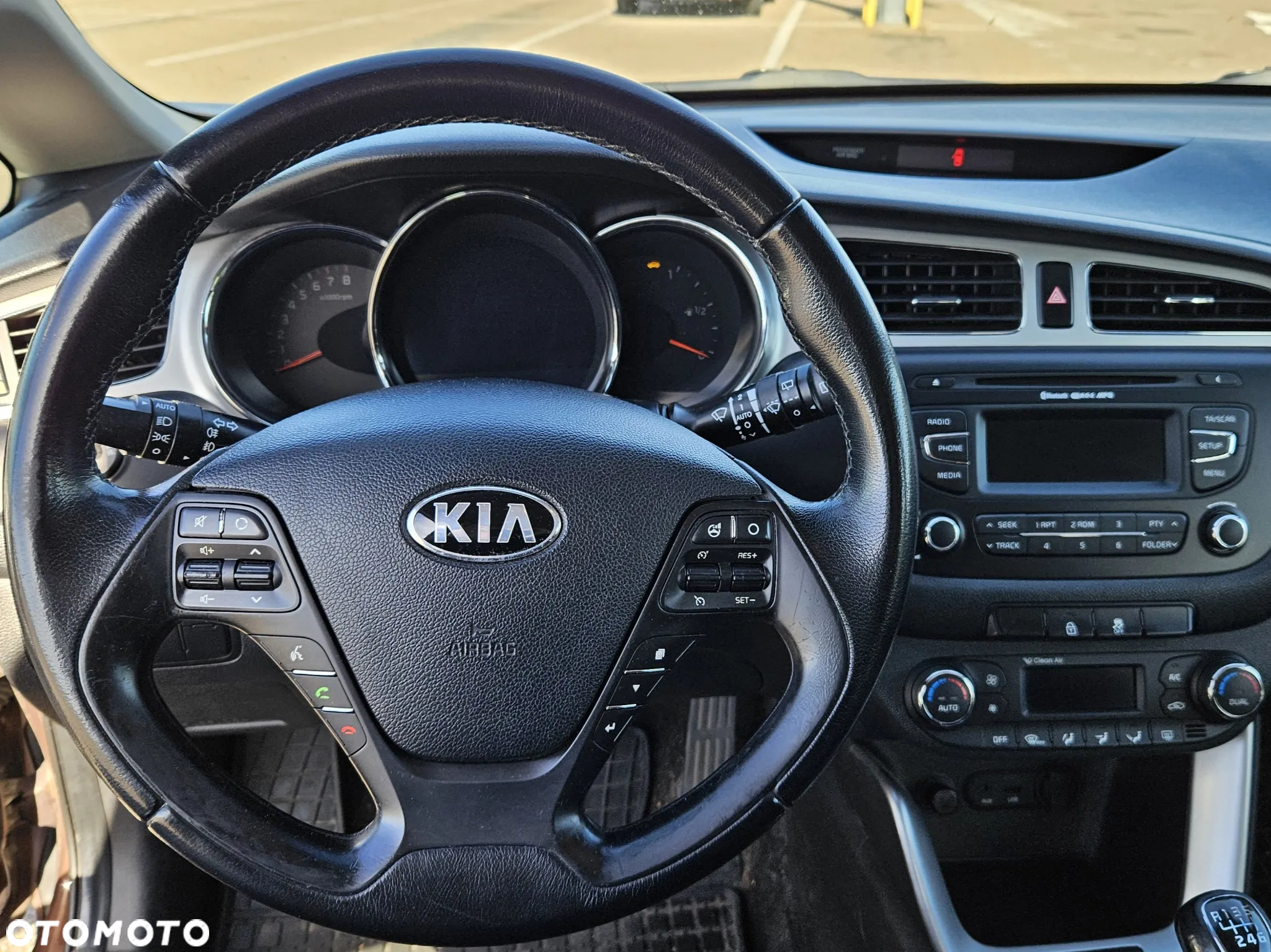 Kia Ceed Cee'd 1.6 GDI L - 22