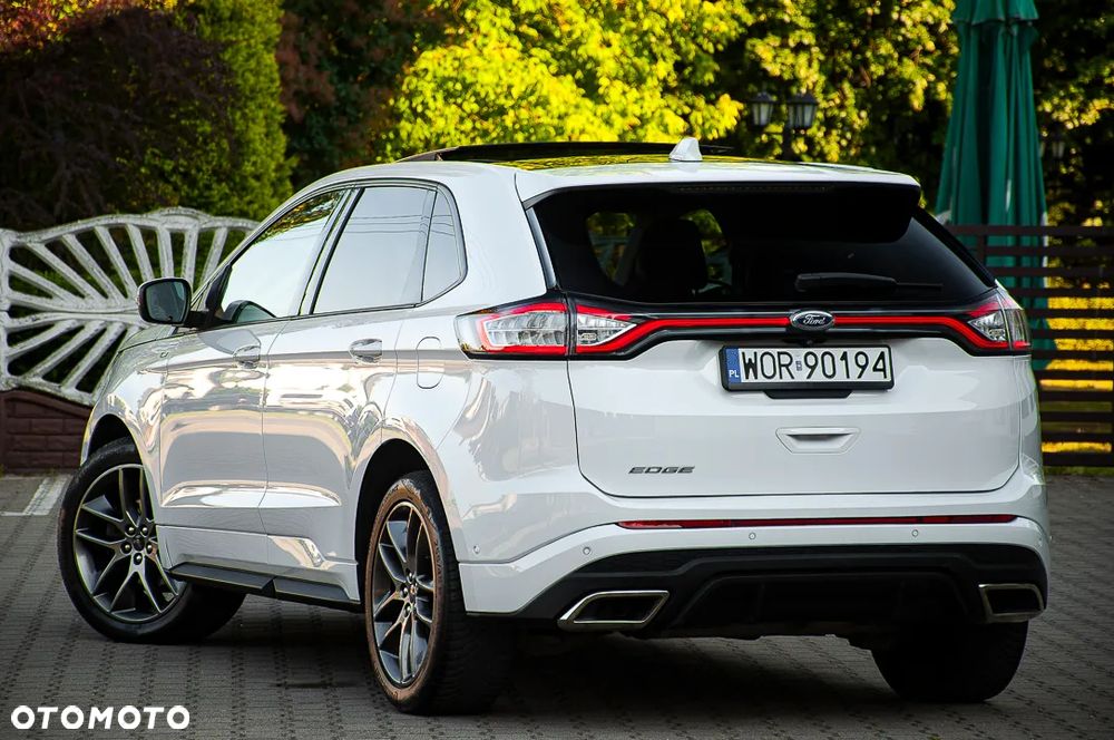 Ford Edge 2.0 TDCi Twin-Turbo 4WD ST-Line - 12