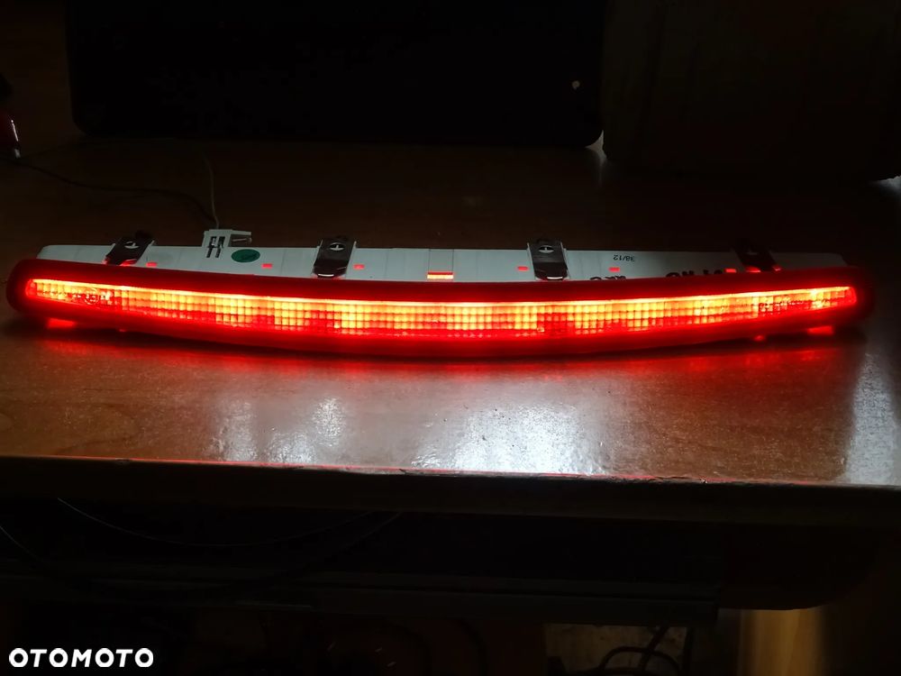 ŚWIATŁO STOP TRZECIE ŚRODKOWE OPEL INSIGNIA A HB SEDAN LAMPA STOPU TYŁ - 1