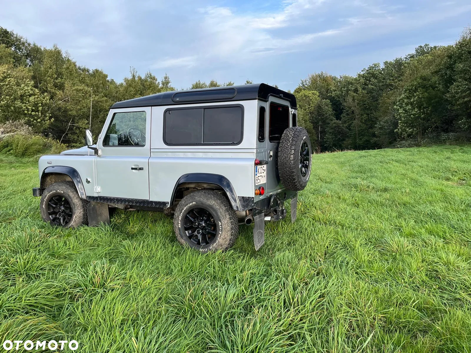 Land Rover Defender - 7