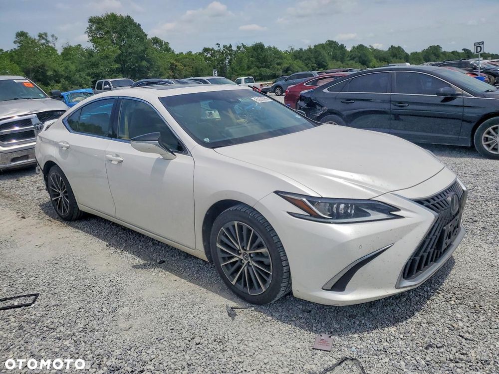 Lexus ES 300h Business Edition - 2