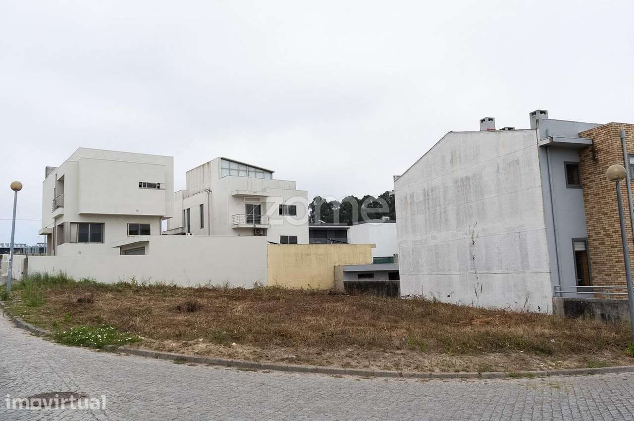 Lote Urbano para venda na Cidade da Maia - Grande imagem: 3/4