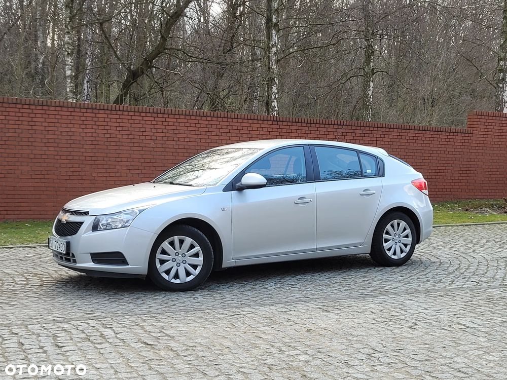 Chevrolet Cruze - 4