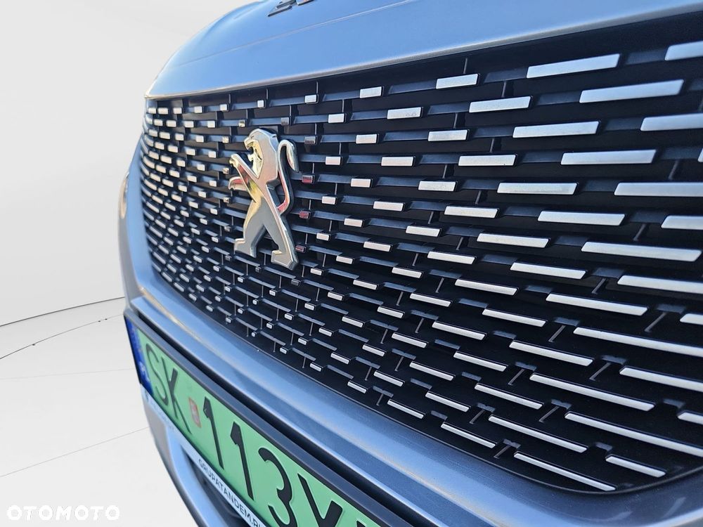 Peugeot 2008 50kWh Allure - 12