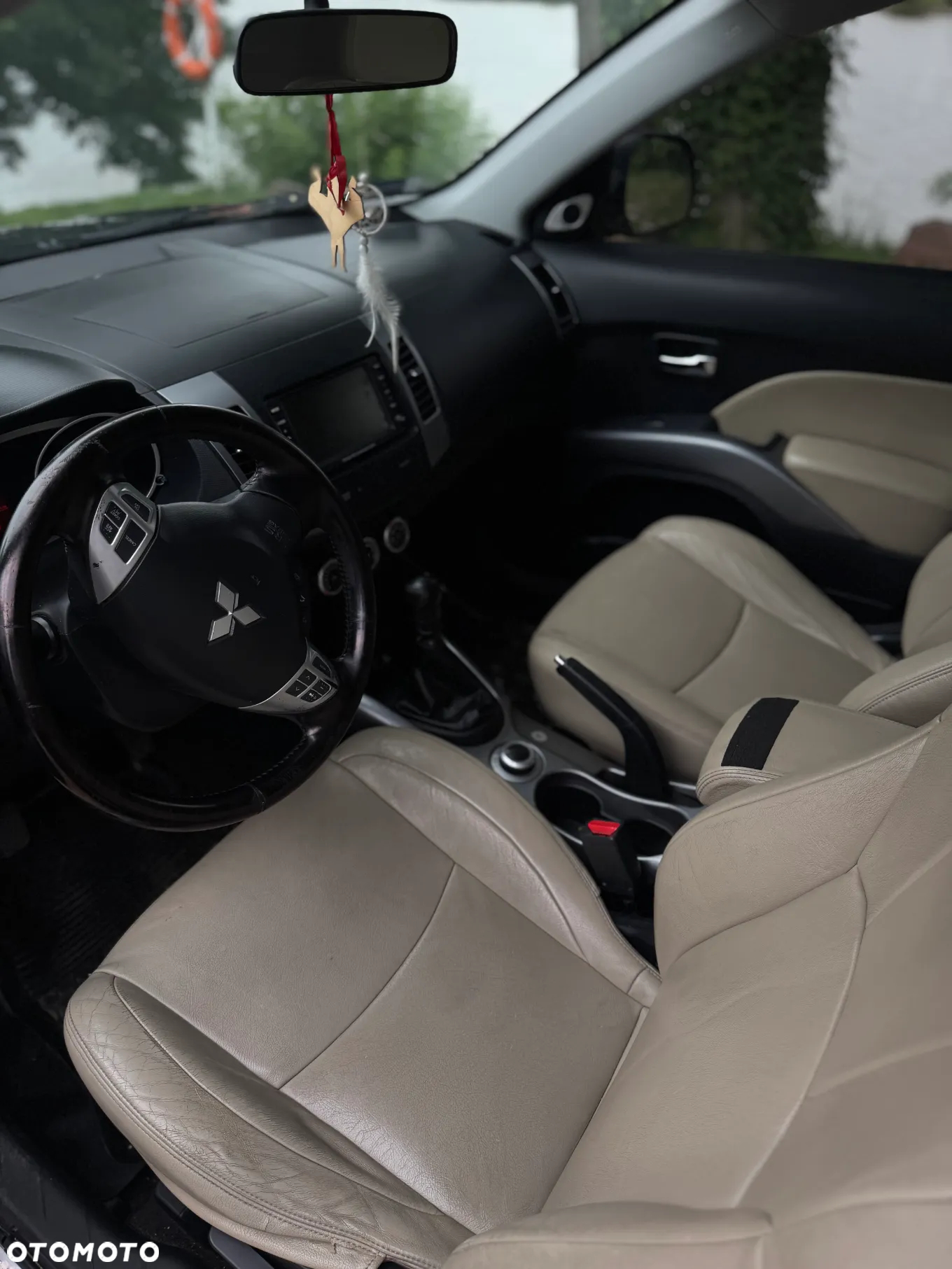 Mitsubishi Outlander 2.0 DID Intense - 11