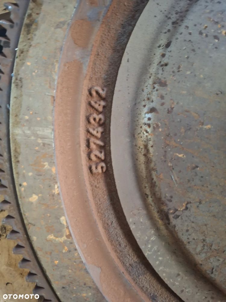 KOŁO ZAMACHOWE DAF FL 220 EURO 6 PX-7 - 2