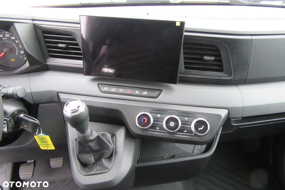 Renault Master Furgon Extra L2H2 130KM - 8