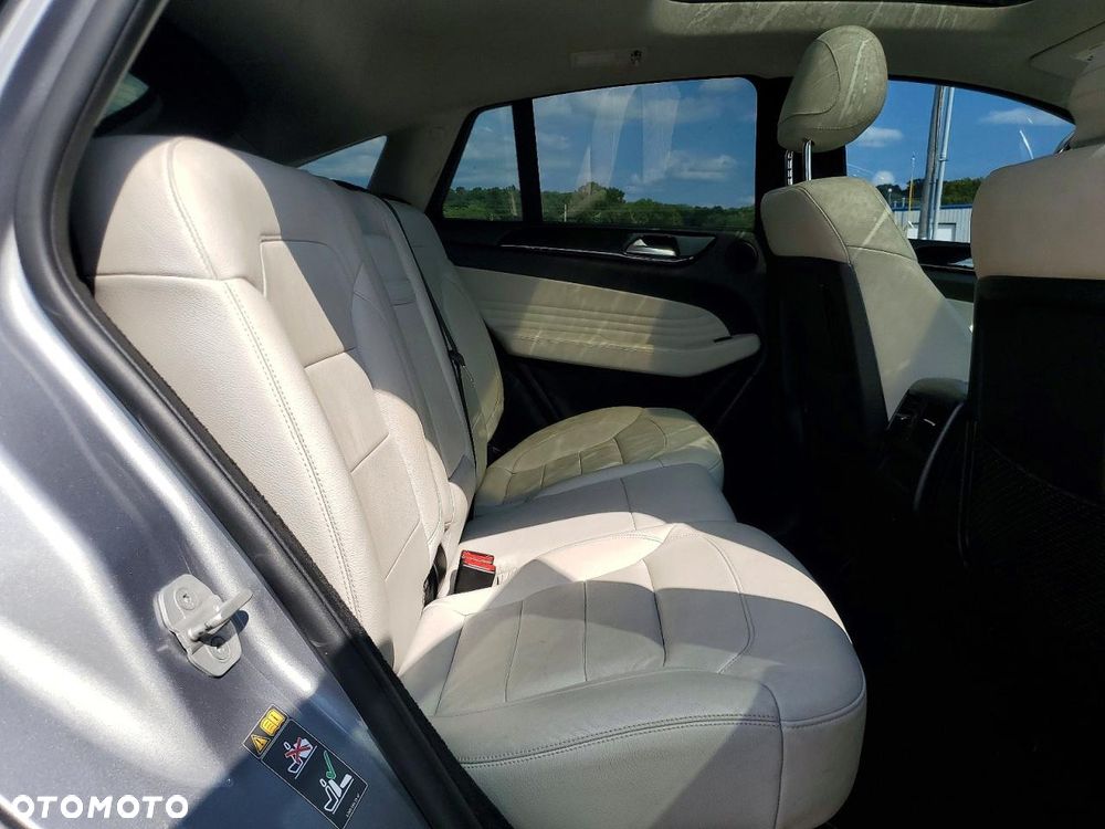 Mercedes-Benz GLE AMG 43 4Matic 9G-TRONIC AMG Line - 10