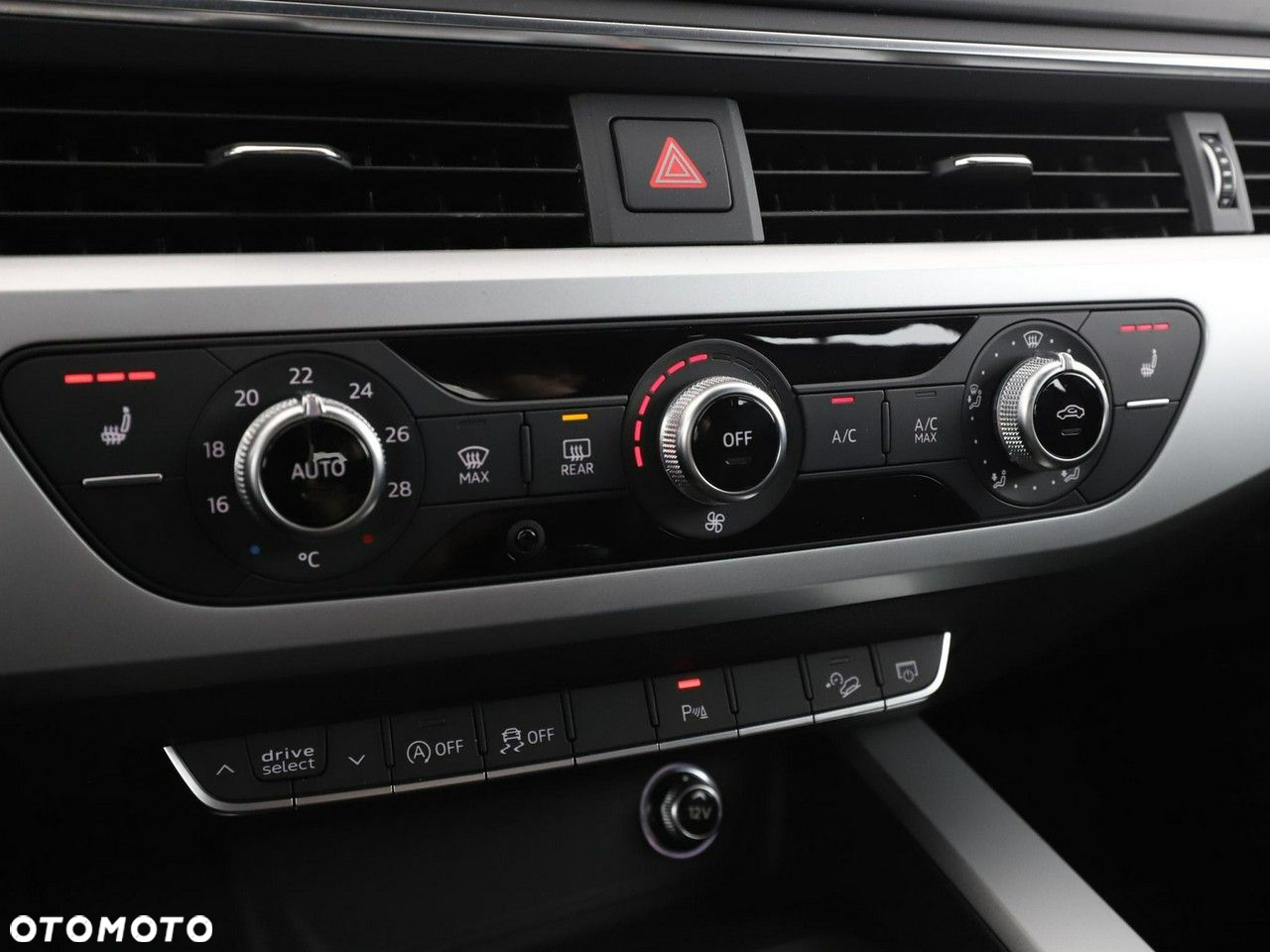 Audi A4 Allroad 2.0 TDI Quattro - 28