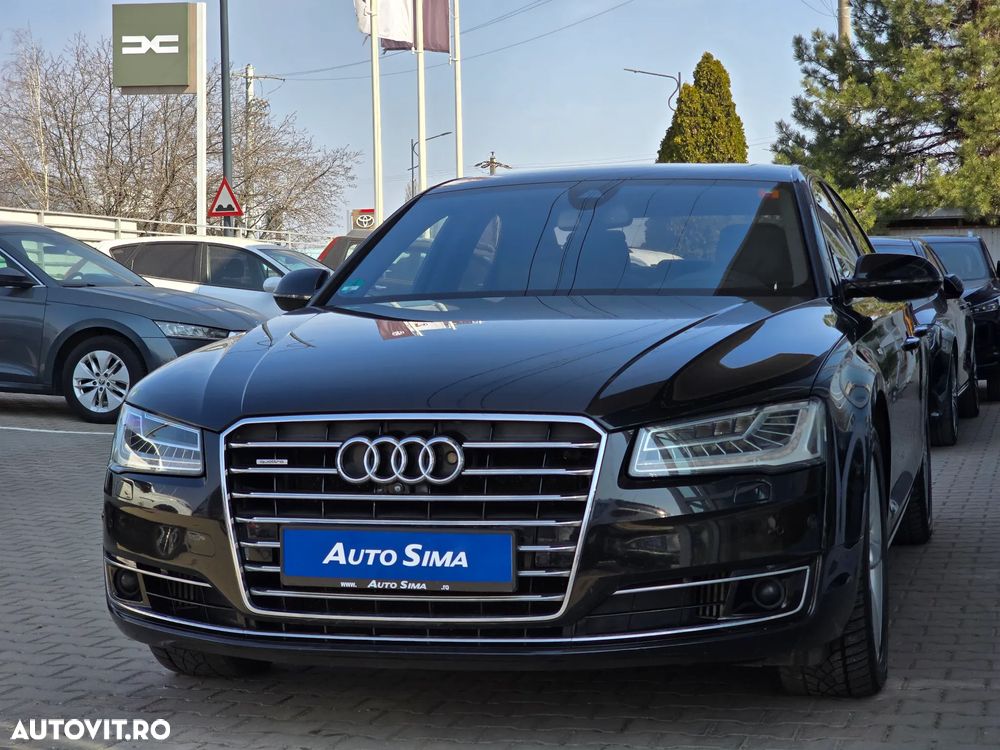 Audi A8 - 4