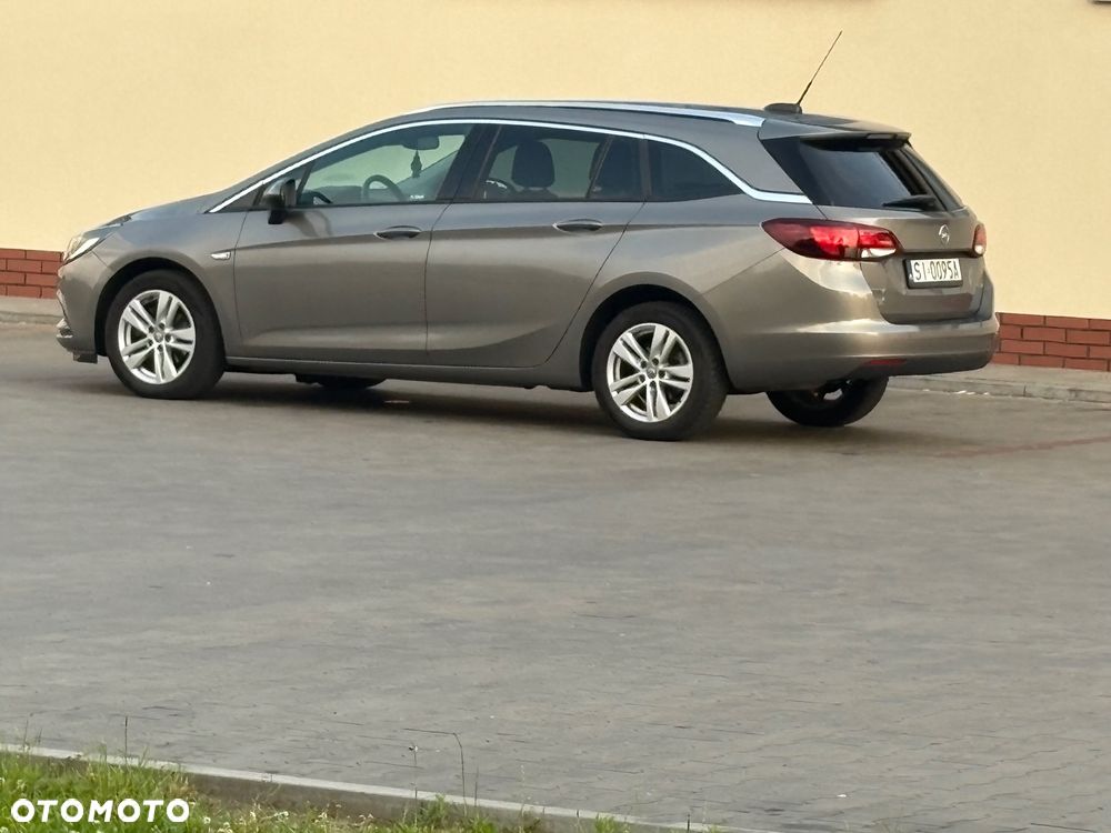 Opel Astra - 9