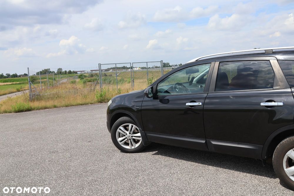 Nissan Qashqai+2 2.0 4x4 Tekna - 6